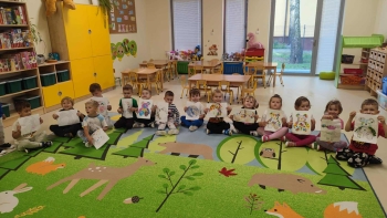 b9e8b5fc-c636-465a-882b-8d3ef641d4ba