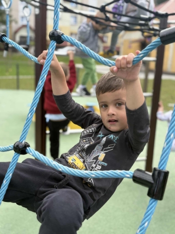 dbe86b0e-0a35-4b5f-ac5a-fb9f02134344