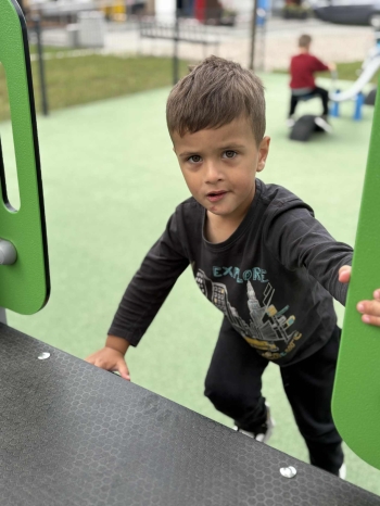 892a102d-e59c-49b5-a280-ac6c81fe1760