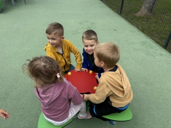 e4021654-db4b-4cee-98a5-63f4d98f6389