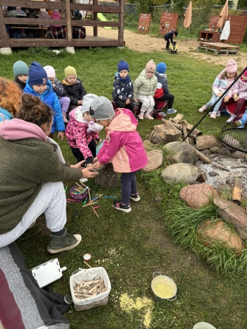 03c1f1e4-5014-4e8a-a975-465889d93ba2