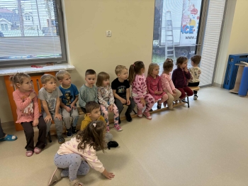 5987b358-2c9a-4020-abbb-e887a026b15b