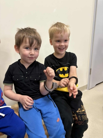 04acd36f-495f-4fcf-af78-1d757d3bd21d