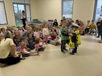 daf0c027-8f66-41e7-b4e7-f244b76283ca