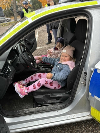 db83405c-cc12-4ba0-8dbf-3d9e4ba0b6f9