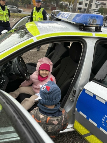 9cb7e73c-163a-47e3-9c1f-581c84ead3d1