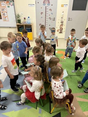 dfd590b1-1b87-4833-a772-2007e984bcec