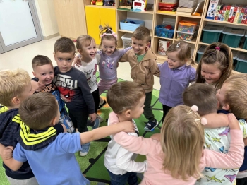 b7a6a829-43cc-4ba5-bd0d-ce036776b1da