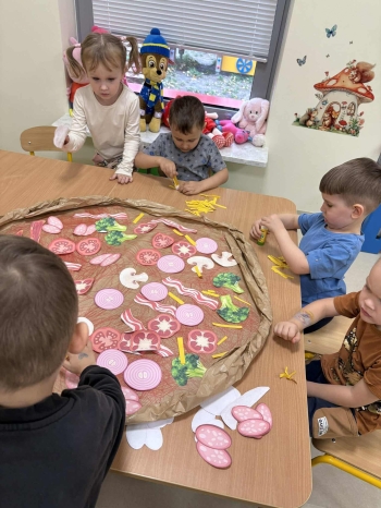 574081677_1356396516272213_988267717763415971_n