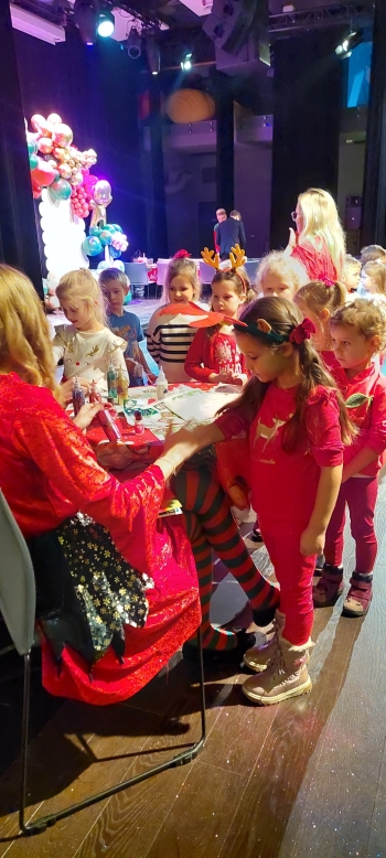 594079504_1384072106837987_7586960854683642700_n