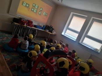 591873694_1382564610322070_233043951937469593_n