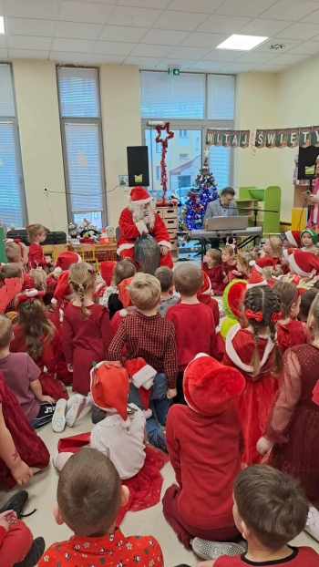 595381381_1384747010103830_3214925679779650266_n